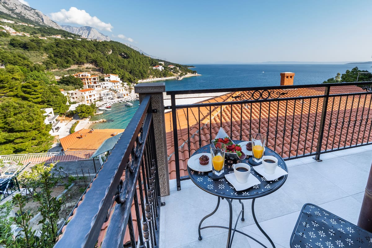 Club Studio, Sea View | Terrace/patio
