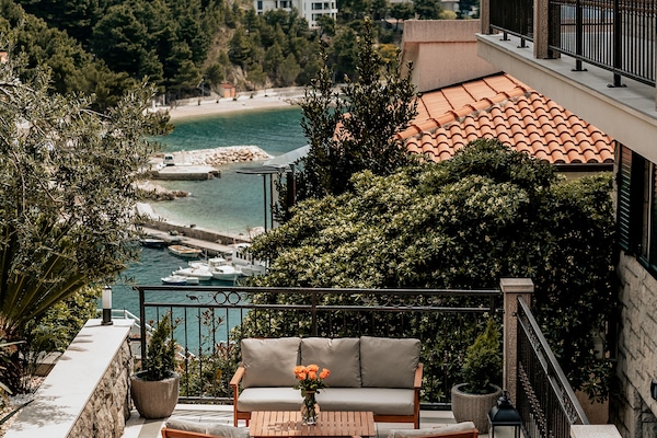 Departamento de lujo, vista parcial al mar | Terraza o patio