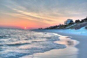 Beach nearby - Beach Views on 30A! (Santa Rosa Beach)
