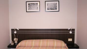 3 quartos, ferros/tábuas de passar roupa, Wi-Fi de cortesia