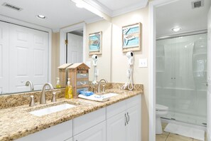 Combined shower/bathtub, hair dryer, towels, soap - Kingston Resort: Ground floor, 7 min walk to beach, two decks (Myrtle Beach)