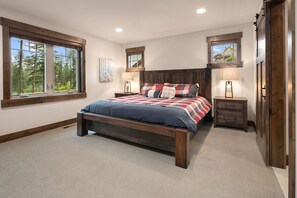 5 bedrooms, iron/ironing board, travel crib, free WiFi - Big Home with LOW RATES! In the Heart of Suncadia Resort | Hot Tub | WiFi (Cle Elum)