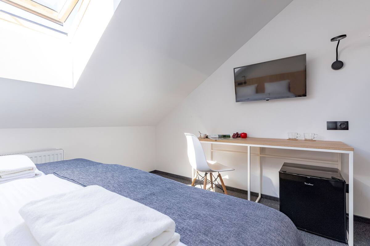 Standardzimmer | 2 Schlafzimmer, schallisolierte Zimmer, Bügeleisen/Bügelbrett