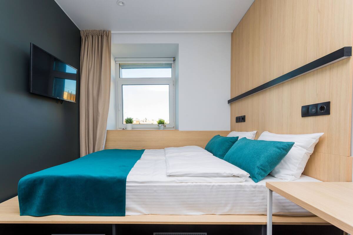 Standard-Doppelzimmer | 2 Schlafzimmer, schallisolierte Zimmer, Bügeleisen/Bügelbrett