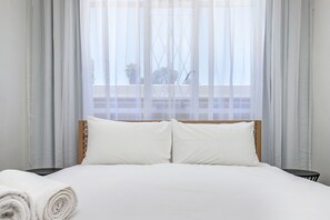 1 chambre, fer et planche à repasser, accès Internet, draps fournis