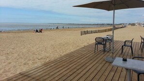 Nær stranden