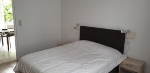 3 chambres, fer et planche à repasser, Wi-Fi