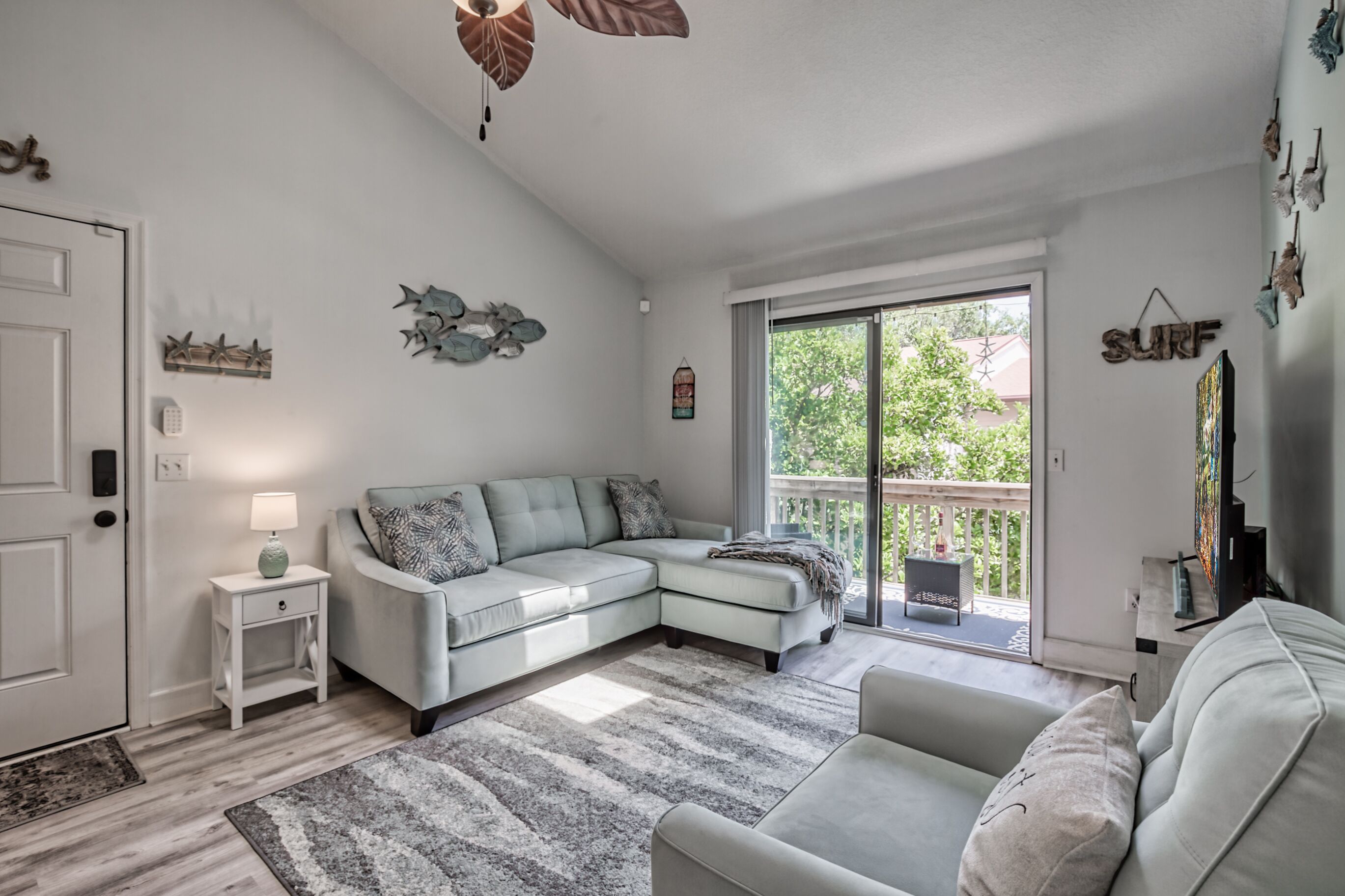 Smart-TV og DVD-spiller