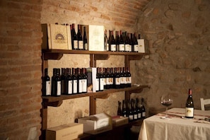 Bar (in der Unterkunft)