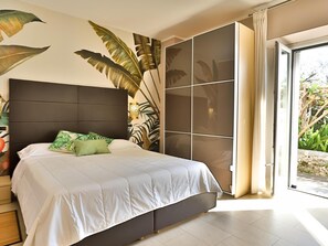8 chambres, accès Internet
