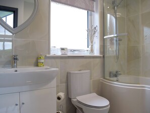 Towels - 2 bedroom accommodation in Crickheath, near Oswestry (Crickheath, near Oswestry)
