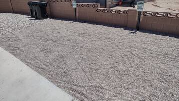 2 bedrooms, iron/ironing board, travel cot, free WiFi