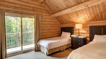 5 makuuhuonetta, työpöytä, silitysrauta/-lauta, Wi-Fi