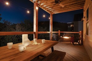 Outdoor dining - #1 in Table Rock! NEW 7B/7BA Home w/ Fire Pit, 2 Decks, Water View! ★★★★★ (Branson)