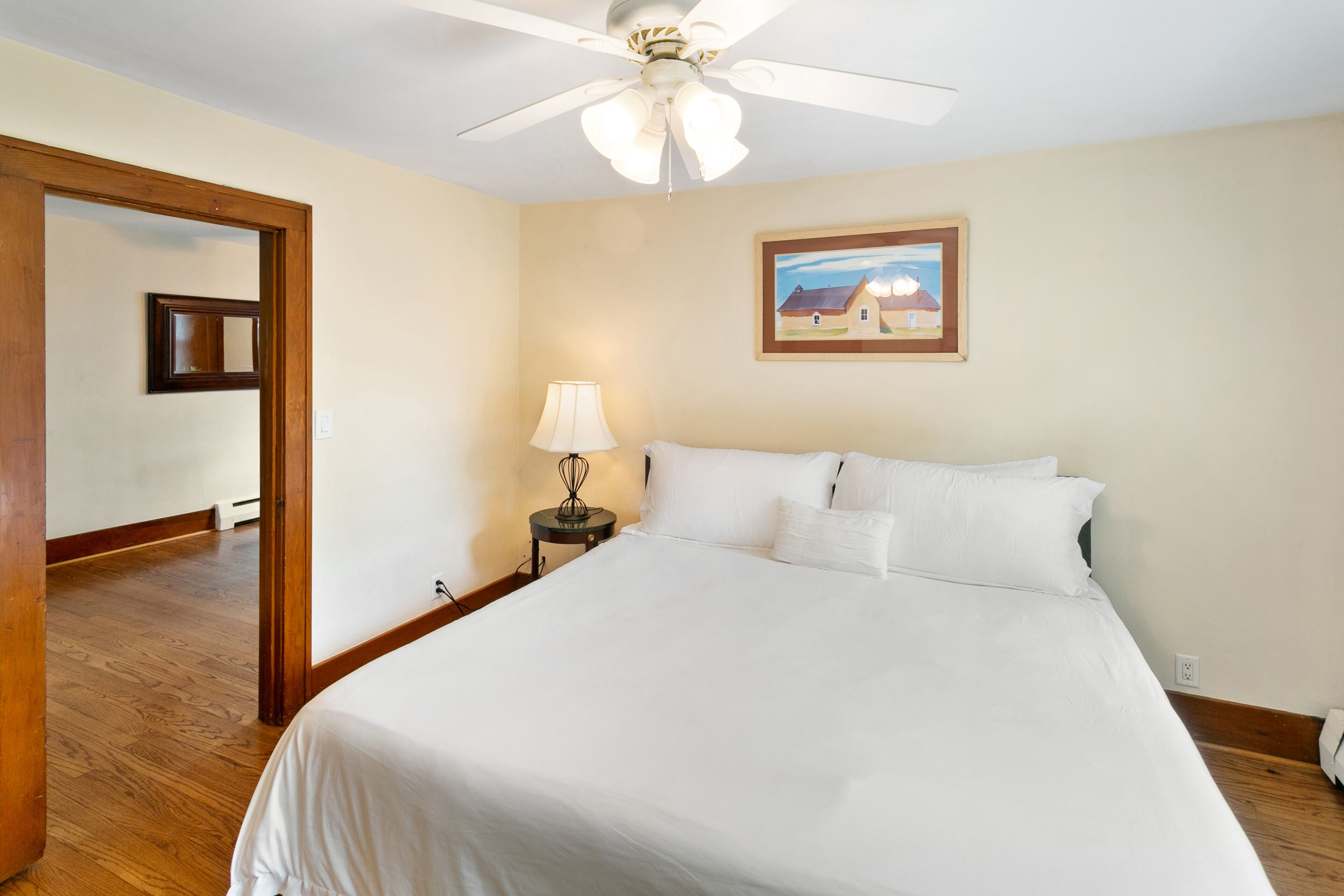 Cozy & Centrally Located