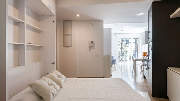 Basic Studio | WiFi (free) - City Old town (Valencia)