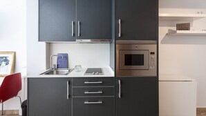 Basic Studio | Private kitchen - City Old town (Valencia)