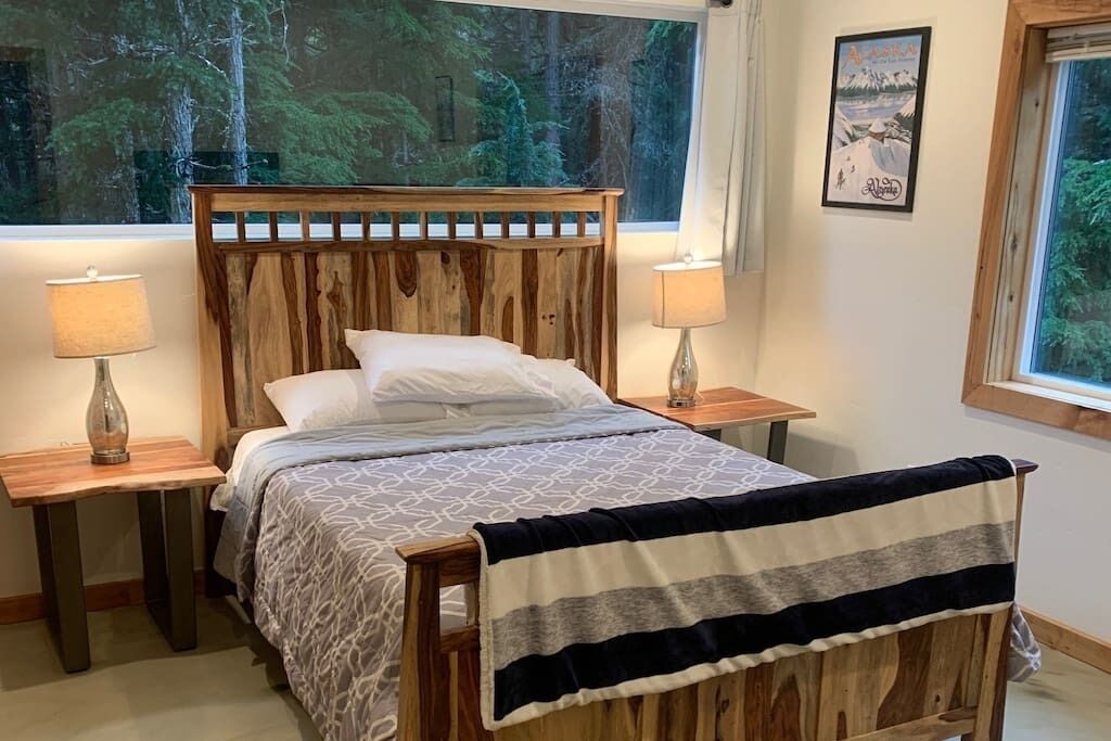 6 quartos, ferros/tábuas de passar roupa, Wi-Fi de cortesia