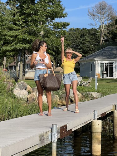 Waterfront Pool Cottage Watch Hill Misquamicut Westerly Beaches 