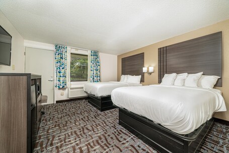 Bear Creek Inn - Image 1