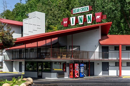 Bear Creek Inn - Image 55