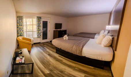 Bear Creek Inn - Image 42