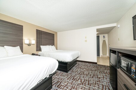 Bear Creek Inn - Image 37