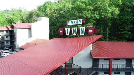 Bear Creek Inn - Image 15