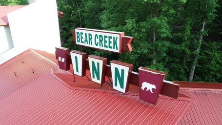 Bear Creek Inn - Image 48