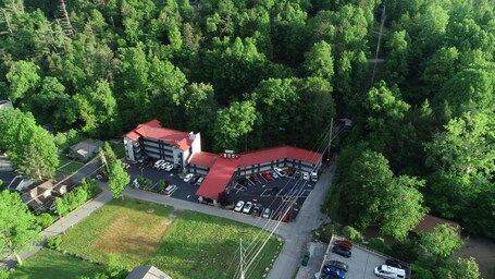 Bear Creek Inn - Image 14