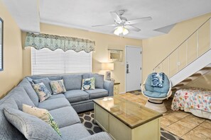 Smart TV, DVD player, books - 2 Bedroom Bayside Townhome on Canal with Pool across from Mall & Theater -Unit C (Ocean City)