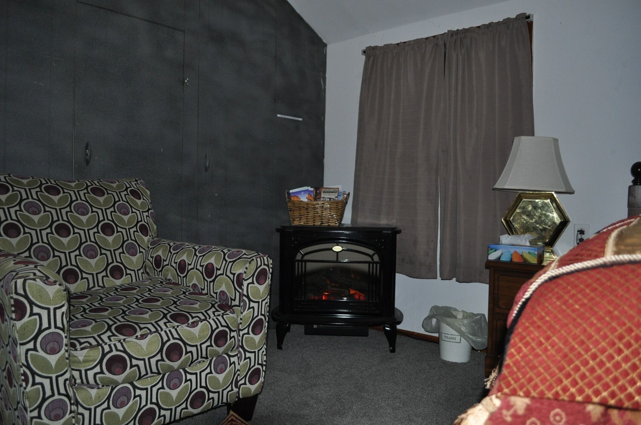 スタンダード スイート | 高級寝具、羽毛の掛け布団、低反発ベッド、客室ごとに異なる装飾