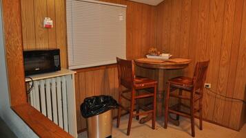 Standard Suite | Private kitchen | Full-size fridge, oven, stovetop, coffee/tea maker