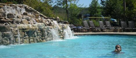 Indoor pool, outdoor pool