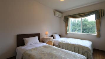 Twin Room | Free WiFi