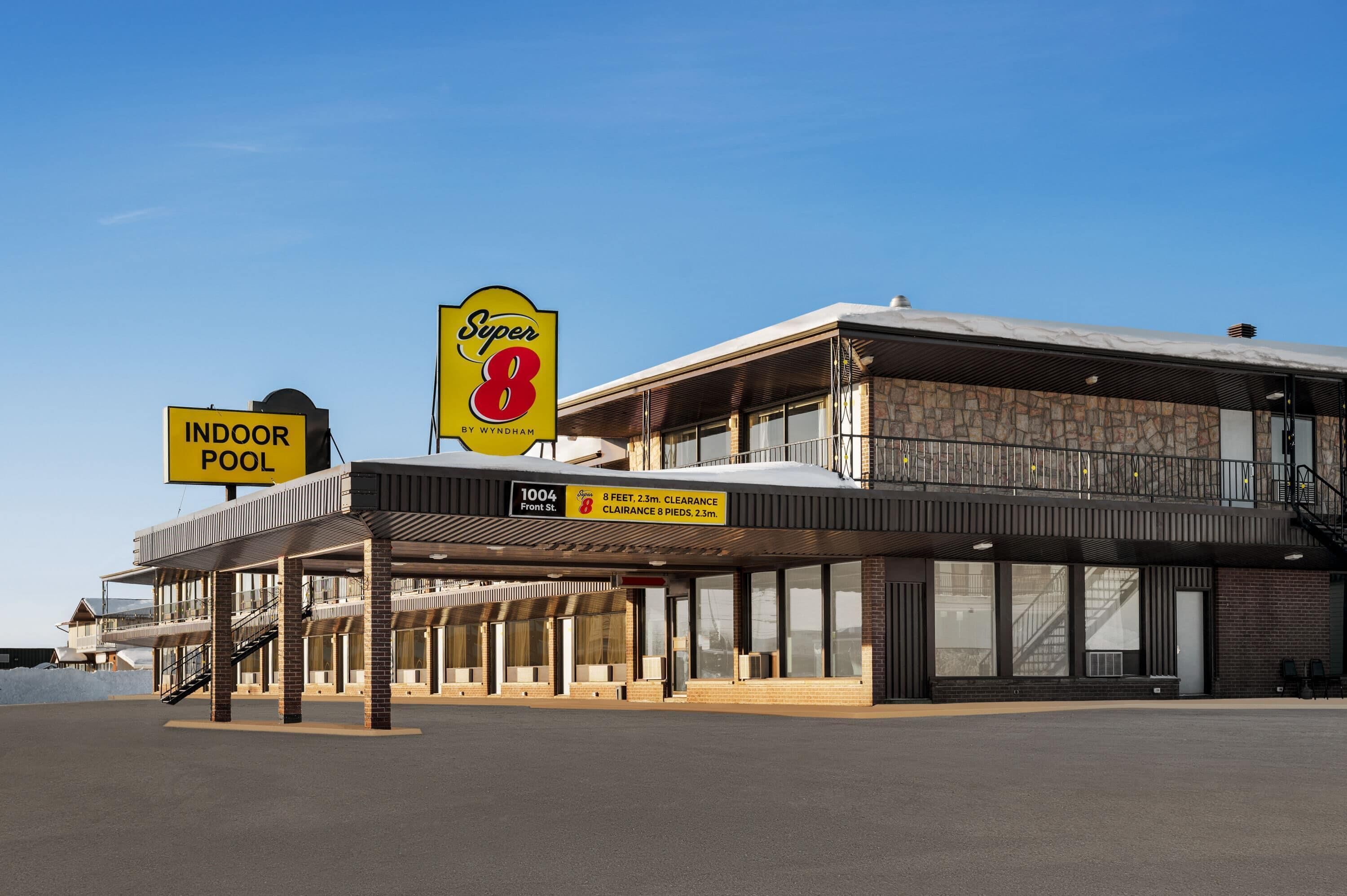 المنشأة من الخارج