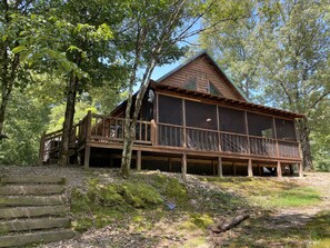 Exterior - Lost Cabin at the Creek (Norman)