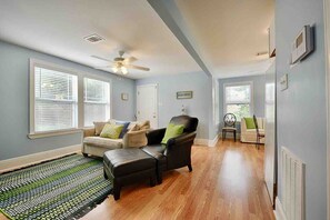 Living area - Iberville Grandeur III (New Orleans)