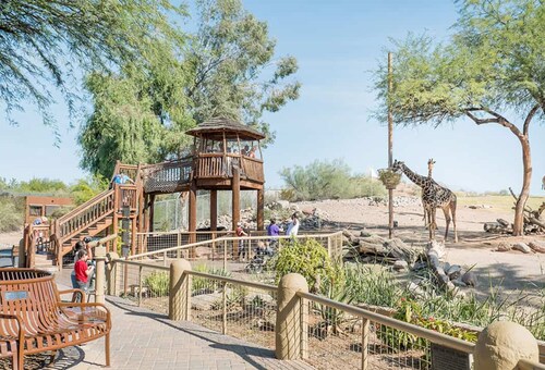 Gilbert Family Estate⁓Barrett-Jackson dates & Waste Management days open