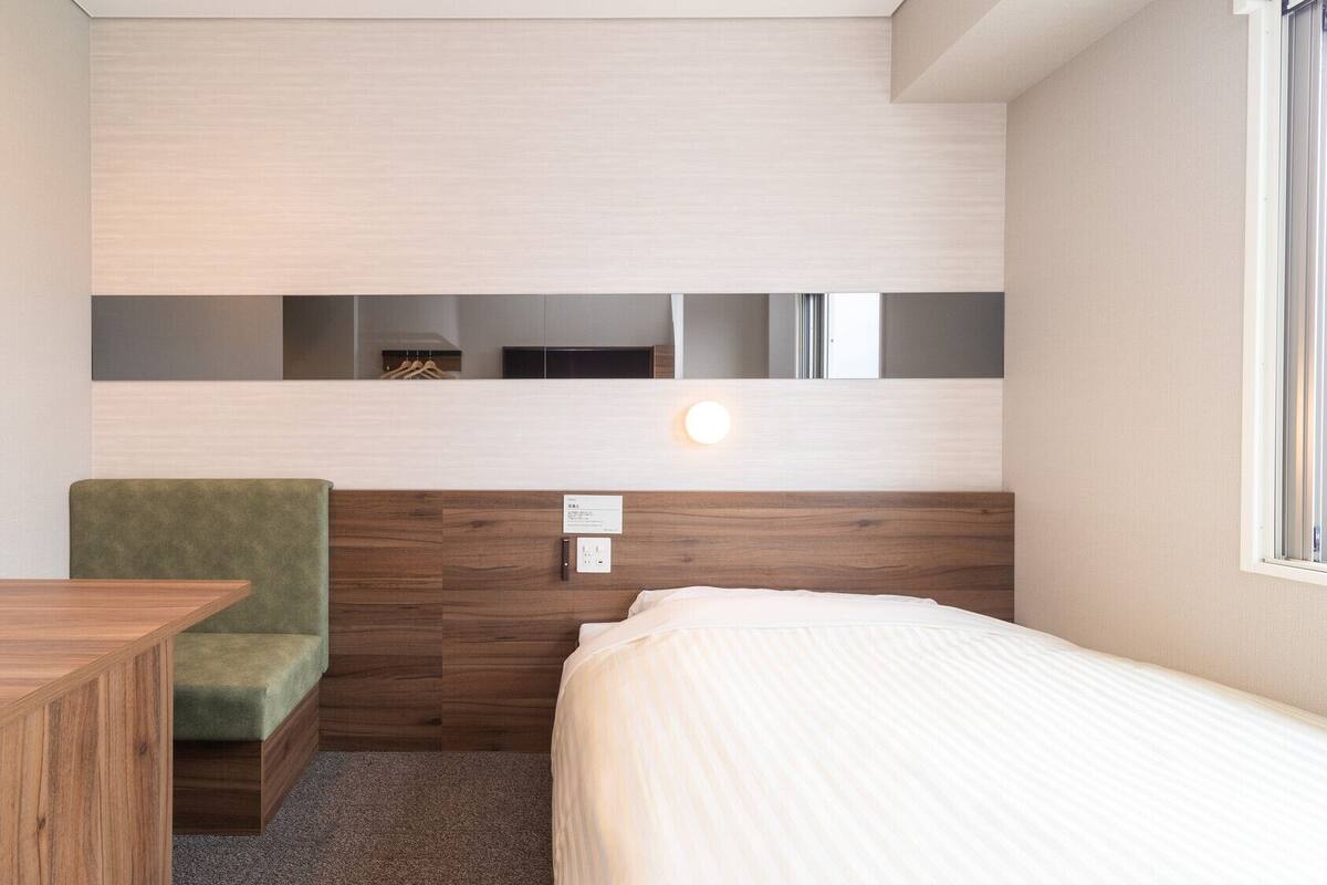 Desk, soundproofing, iron/ironing board (on request), free WiFi