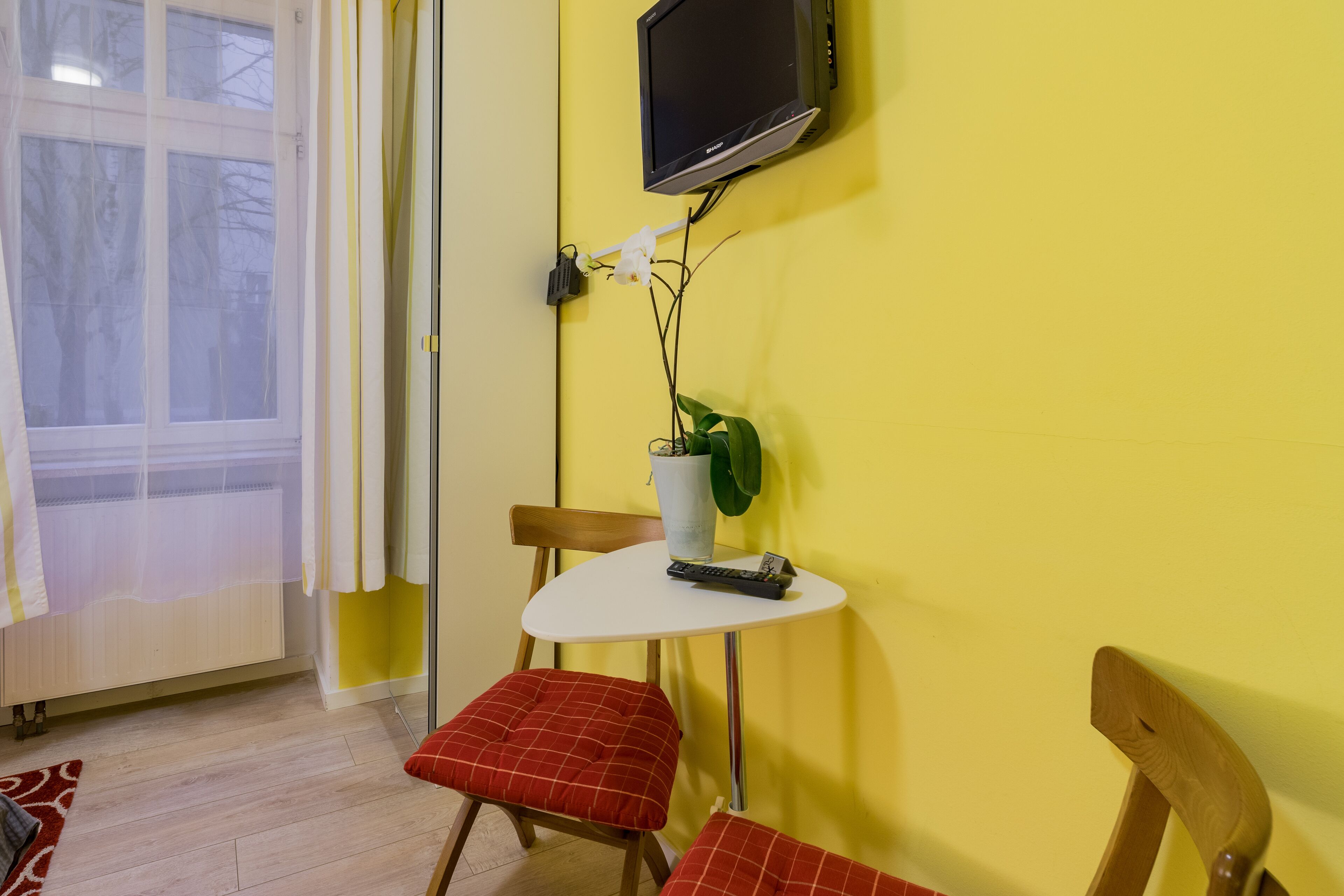 Individually decorated, individually furnished, desk, free WiFi