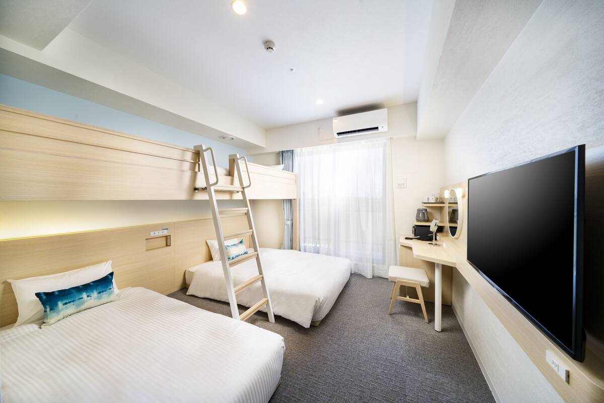 Phòng Tiêu chuẩn, không hút thuốc (Standard Family Room) | Két bảo mật tại phòng, phòng cách âm 