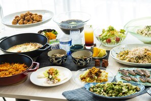 Daily buffet breakfast for a fee - Hotel Torifito Miyakojima Resort (Miyakojima)