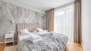 Apartment (12) | 1 bedroom, laptop workspace, iron/ironing board, free WiFi