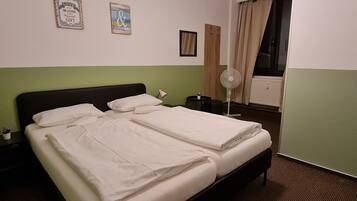 Comfort Room, 1 Queen Bed