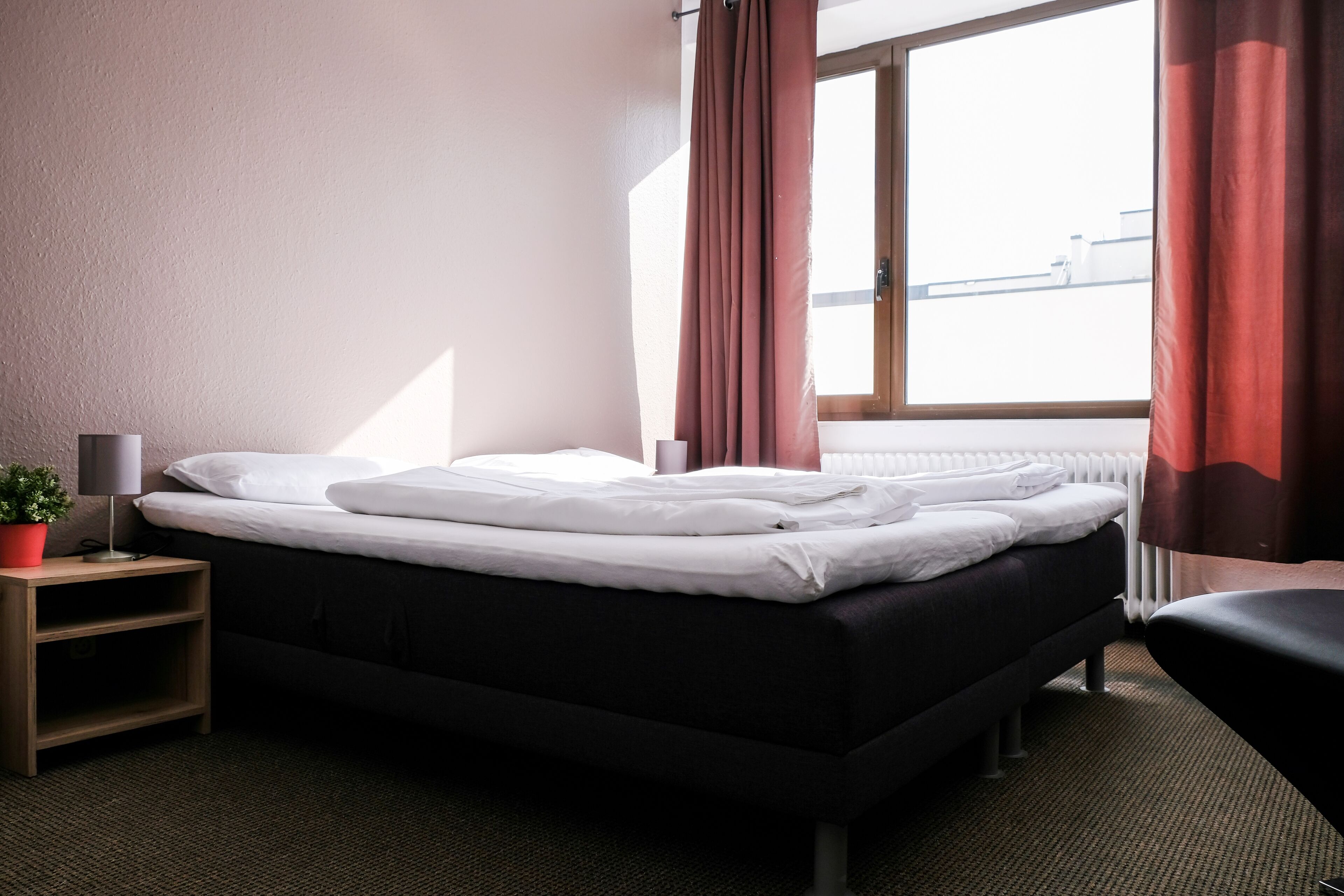 مساحة عمل للكمبيوتر المحمول وواي فاي مجانًا