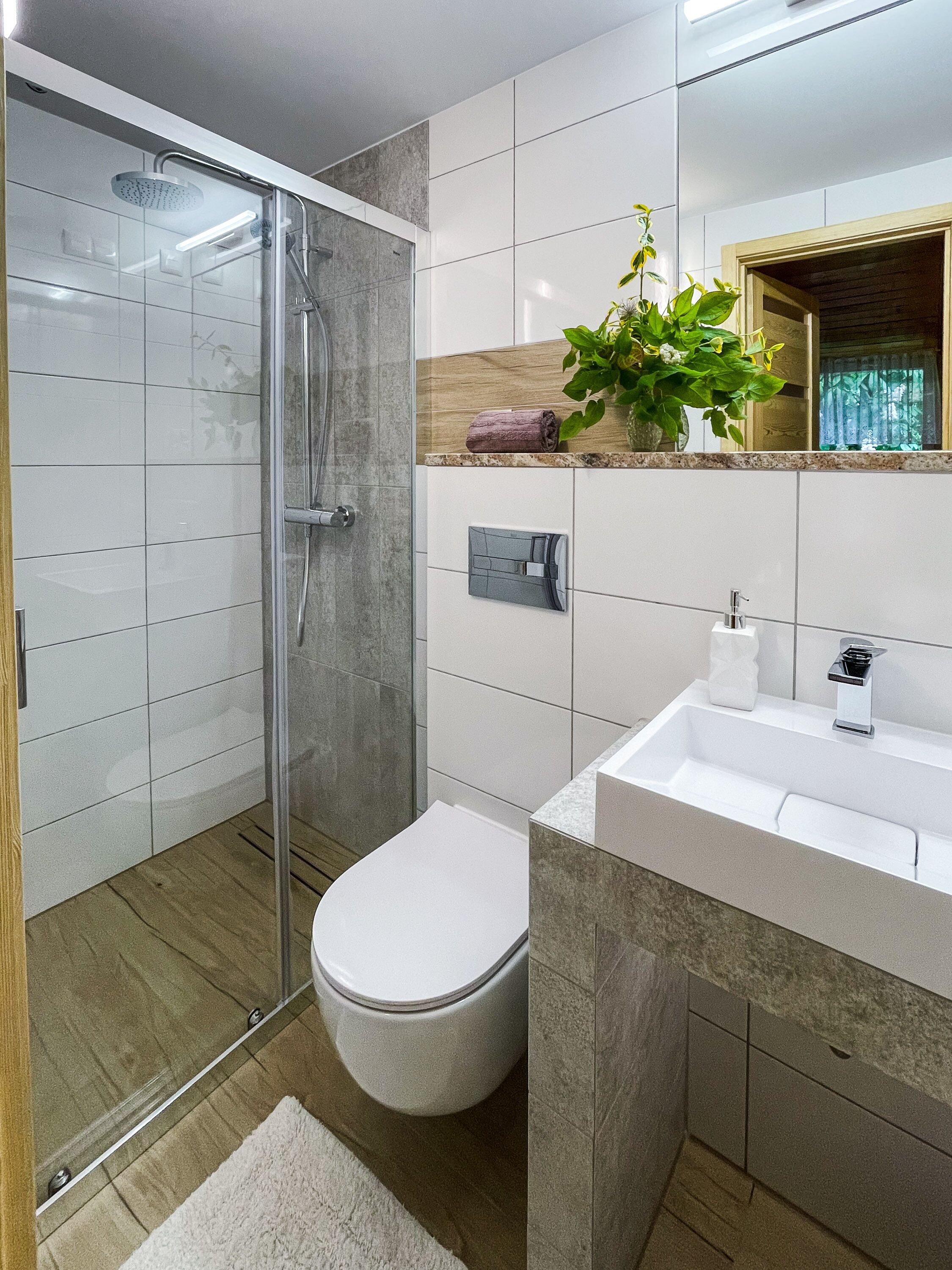 Room (Zieleń) | Bathroom | Hair dryer, bathrobes, slippers, towels