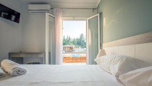 Room - Nuevo Vista Hotel (Corfu)