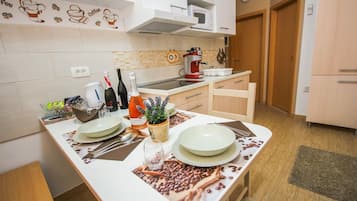 Classic Suite | In-room dining