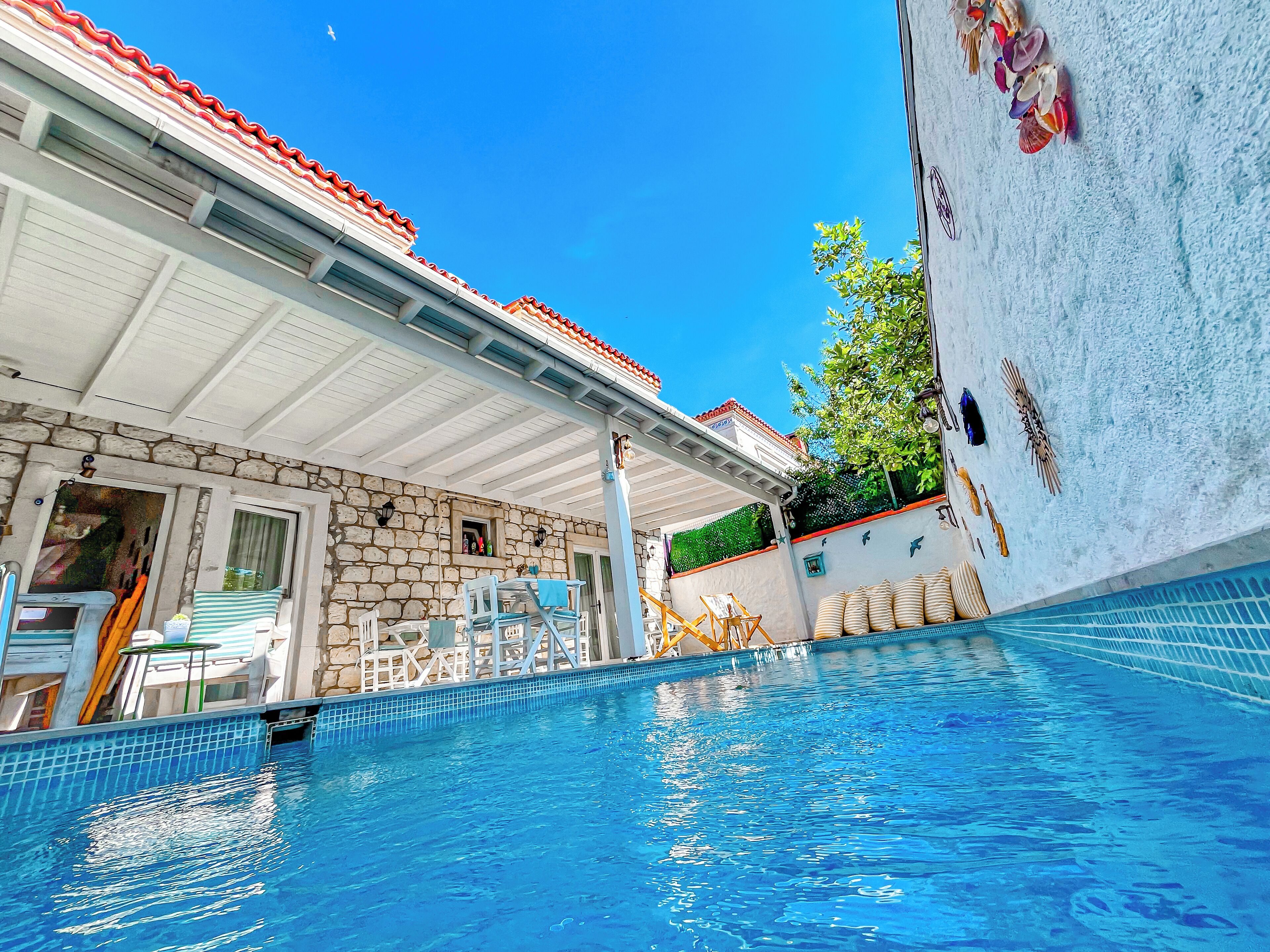 Seasonal outdoor pool